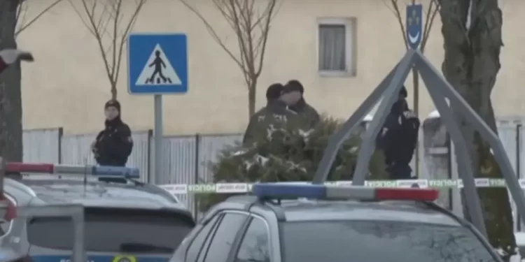Slovački ministar policije: Učenik nožem ubio  profesora i kolegu iz razreda
