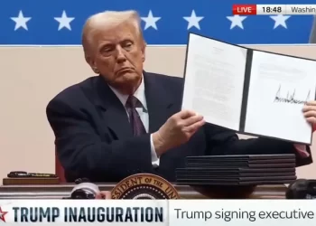 Trump potpisao izvršne uredbe: SAD se povlači iz Pariškog klimatskog sporazuma, pomilovanje optuženih za nerede na Kapitolu…