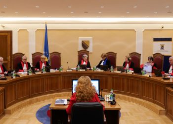 Ustavni sud BiH stavio van snage Pravilnik o nastavnom planu i programu u RS i zabranio dio iz udžbenika historije za 9.