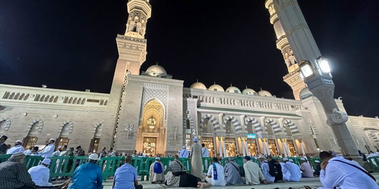 Večeras: Lejletul-miradž. Noć kad se Poslanik Muhammed, a.s., uzdigao do Božijeg prijestolja