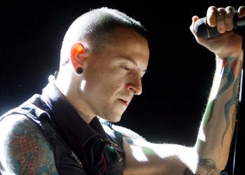 Bol, nada, suze i nevjerovatan muzički talenat. Iza njega je ostalo petero djece, a zvao se Chester Bennington