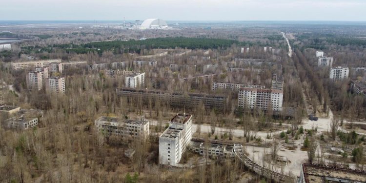 Černobil: 28 minuta iza ponoći inženjer Toptunov napravio je kobnu grešku. Posljedice se osjećaju i danas