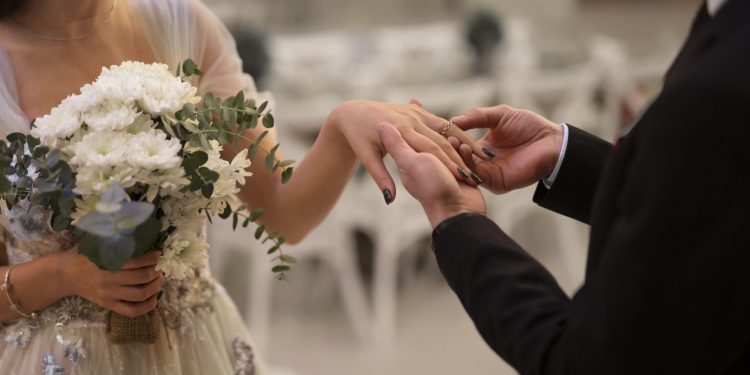Četiri horoskopska para koja se najbolje slažu: Njihova vaza ili brak će trajati