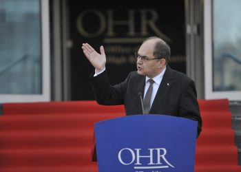 Christian Schmidt zakazao obraćanje u 12 sati