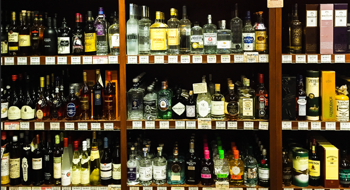 Ekspresan odgovor na Trumpovo uvođenje carina: Kanadska pokrajina uklonila američka alkoholna pića s polica