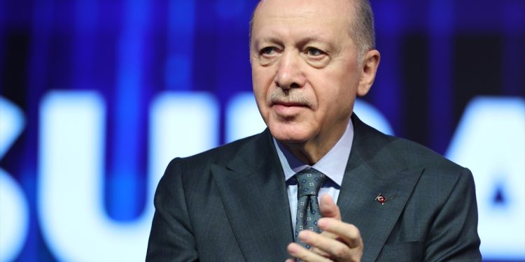 Erdogan na nastanku AKP: Turska je svjetski lider u proizvodnji dronova, 11. smo po izvozu odbrambene industrije