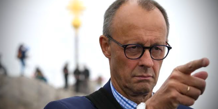 Ko je Friedrich Merz i šta se krije u njegovoj ladici: Pred njim je mnogo složenija stvarnost od one koju je očekivao