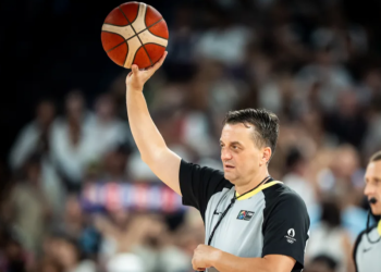 Košarkaški savez BiH definitivno odlučio da neće dozvoliti ponajboljem svjetskom arbitru Ademiru Zurapoviću da sudi domaću ligu!