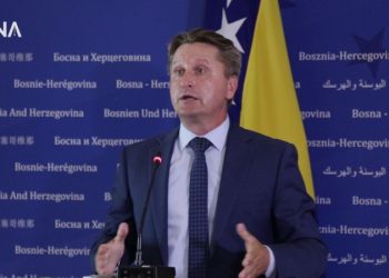 Nakon pisanja Raporta Emrić pita nadležne: Održavaju li se tajni sastanci SNSD-ovaca u institucijama BiH i jeste li nešto poduzeli?