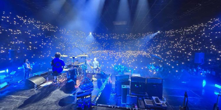 Raport sa koncerta u Zagrebu: ‘Plavi orkestar’ prvi put nakon 35 godina u originalnoj postavi, nevjerovatni prizori u Areni
