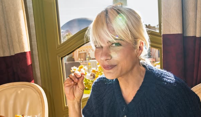 Selma Blair otkrila kako je izgledao ljubavni sastanak sa Robbiejem Williamsom: Zbrisao je kada je vidio prazan frižider
