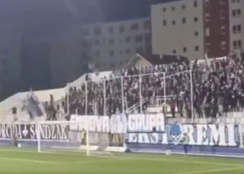 Stadionom u Novom Pazaru orile uvrede na račun Vučića: Pogledajte kako je sve izgledalo