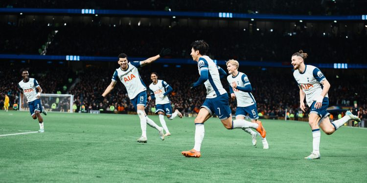 Tottenham srozao Manchester united na tabeli: Vicario briljirao na golu Spursa