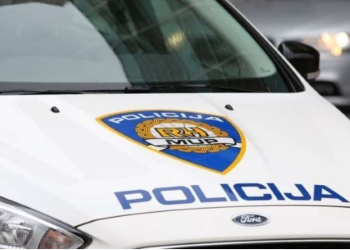 U više škola u Zagrebu dojavljene bombe. Policija na terenu, nastava odgođena