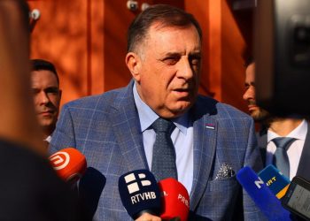 Dodik nakon sastanka s Čovićem poručio: Nikad ne blefiram, izbacit ćemo SIPA-u iz RS