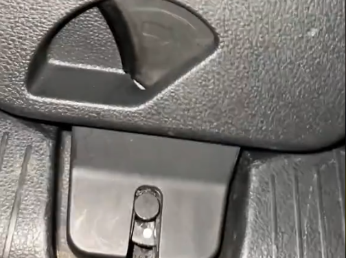 Gepek se ne otvara? Evo kako riješiti problem