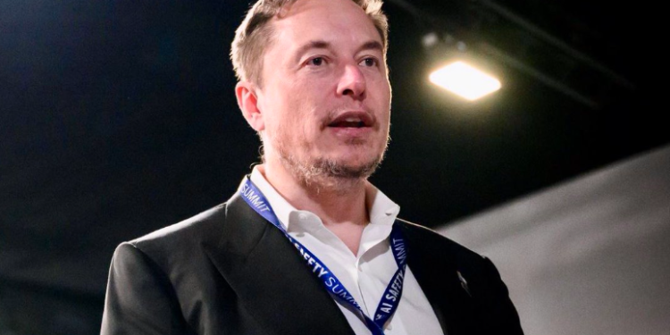 Musk ponovio poziv za održavanje izbora u Ukrajini, tvrdi da će Zelenskij ‘uvjerljivo izgubiti’