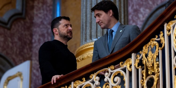 Zelenskij: Spreman potpisati sporazum o mineralima i povući se ako je to uvjet za članstvo u NATO-u